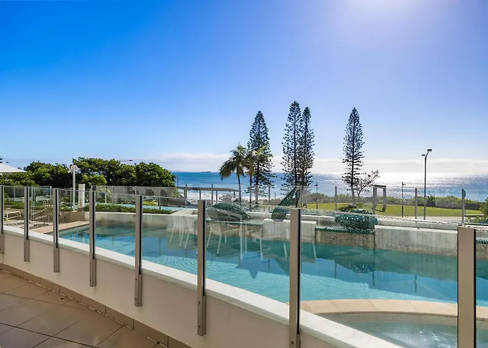 Oceans Apt 203- 5-Star Luxury Beachfront Escape Mooloolaba