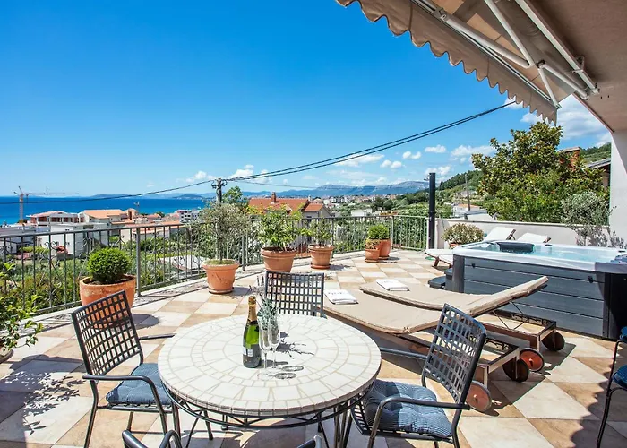 Idis Luxury Apartment Podstrana