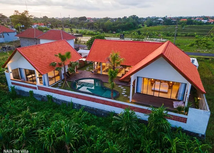 Naia The Villa - Modern Tropical Retreat Canggu