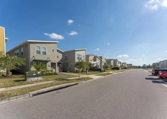 2817 Storey Lake Kissimmee