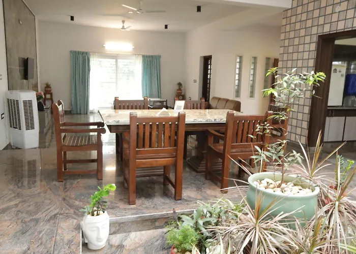 Miami - Private Jaccuzzi Villa In Bangalore Denkanikottai