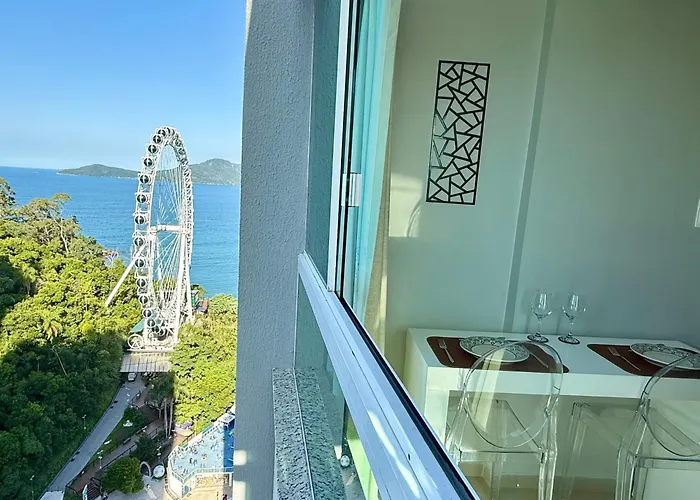 Flat - Frente Mar, Roda Gigante E Estrada Da Rainha Balneário Camboriú