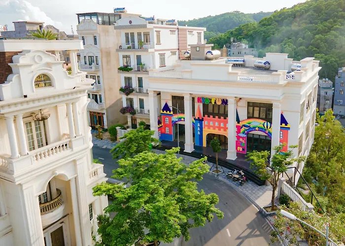 Beverly Hill Ha Long Villas And Apartments