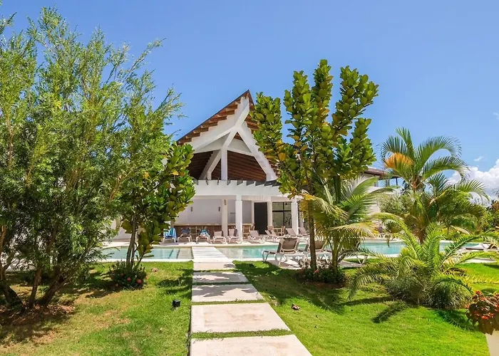 Upper-Level Penthouse, Beachfront Residence Las Terrenas