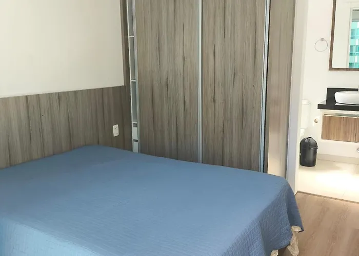 Apartamento Amplo - 3 Suites - Vista Deslumbrante Para O Mar No Centro De Itapema, Sc