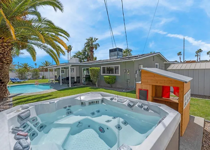 Next To Strip | Pool | Hot Tub | Bbq | Buddy Rich Las Vegas