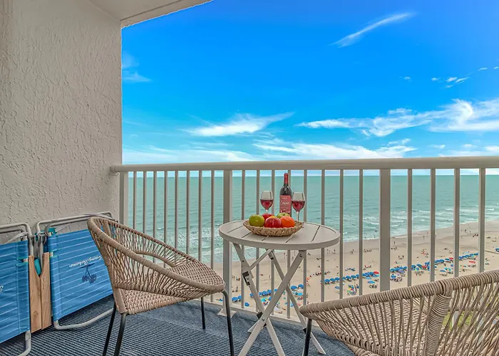 Oceanfront Resort Escape, Pools, Hot Tubs, Direct Beach Access Myrtle Beach