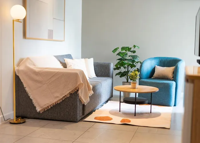 Serene Apartment at Zenity Ho-Chi-Minh-Stadt