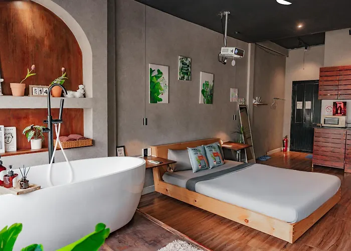 Saigon Hideout New World View - Romantic Stay, Netflix & Bathtub District 1 Ho-Chi-Minh-Stadt