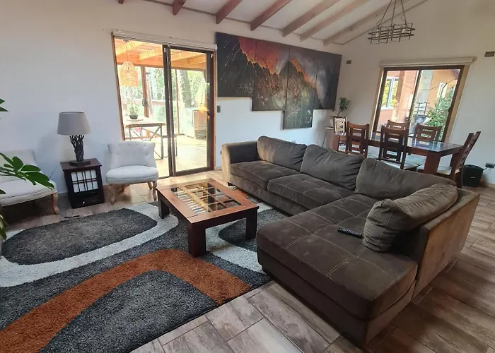 Villa Casa Con Tinaja, Piscina Y Quincho - Pucón