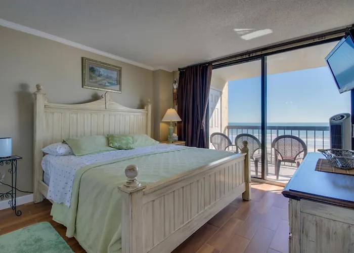 Windy Hill Beach-Sleeps 6-3Bed2Bath-Oceanfront-Pool-Wifi-Tv-16 Foot Balcony Myrtle Beach
