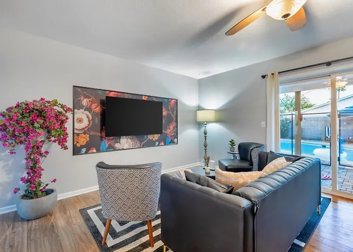 Villa Chic Scottsdale Escape With Pool