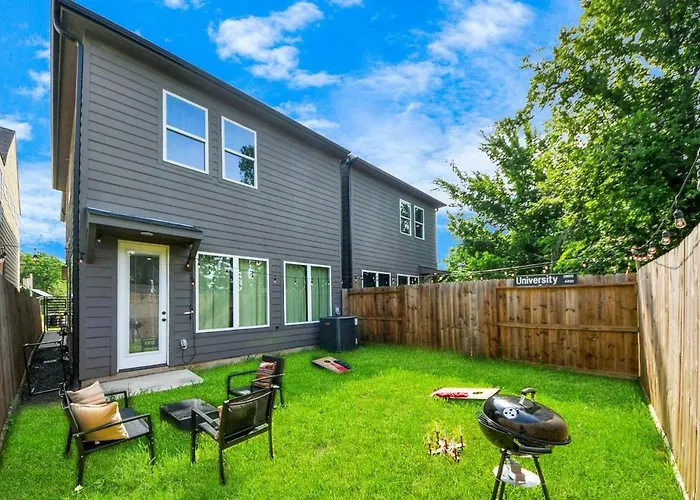 Sleeps 20 - 2 Homes - Family And Friends Fun Super House Houston