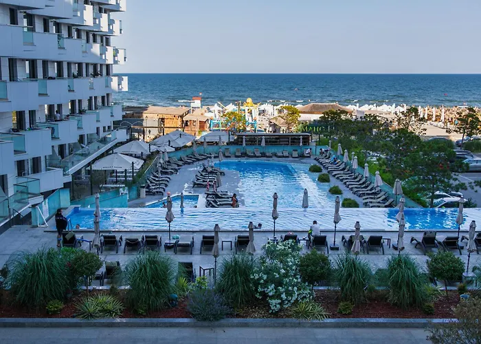 Two Seaview Studio - Infinity Pool & Spa Resort Năvodari