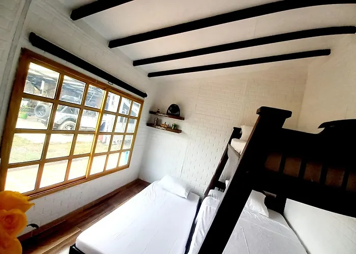 Finca Villa Del Pilar, Casa Campestre Con Vista A Las Montanas Pereira