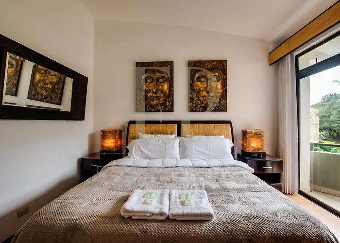 Cr Mariposa Rentals Lakeview, Spacious Penthouse With Office, Pool, Gym, Jacuzzi Santa Ana 