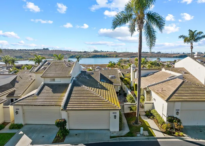 Villa Carlsbad Retreat By The Sea -30-Night Minimum
