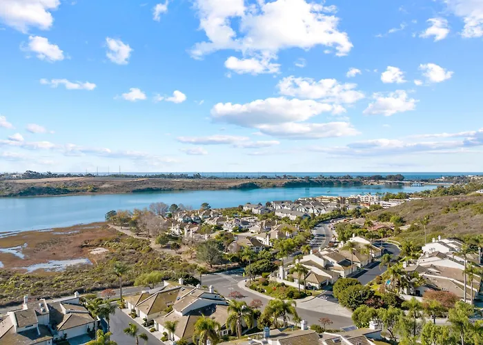 Villa Carlsbad Retreat By The Sea -30-Night Minimum