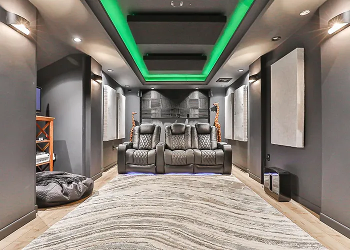 Luxurious Spa Retreat - Toronto Escape