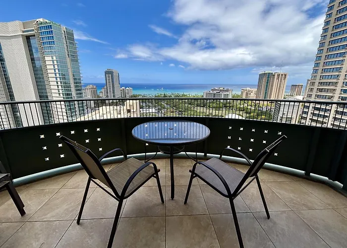Breathtaking Ocean View 2-Bedroom Lk Condo Honolulu