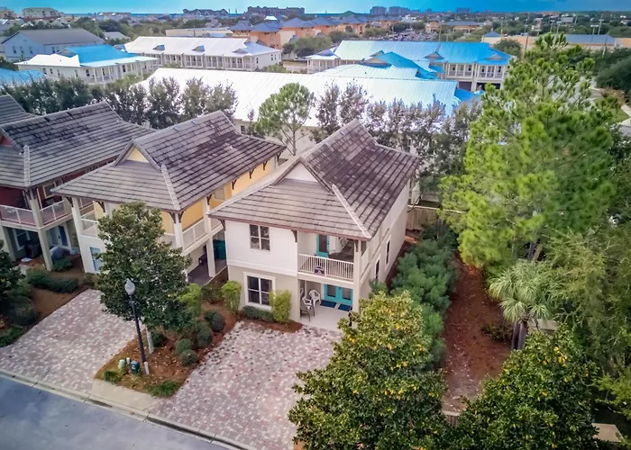 Tahitian Turtle 3 Kings + Queen + 2 Sleepers Lagoon Pool Walk To Beach Pet Friendly! Destin