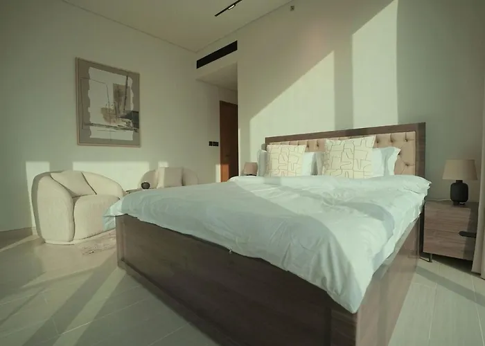 Ferienwohnung Private Jacuzzi 2Br Luxury Unit Dubai