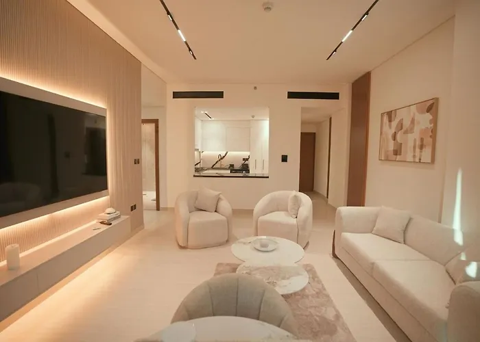 Ferienwohnung Private Jacuzzi 2Br Luxury Unit Dubai