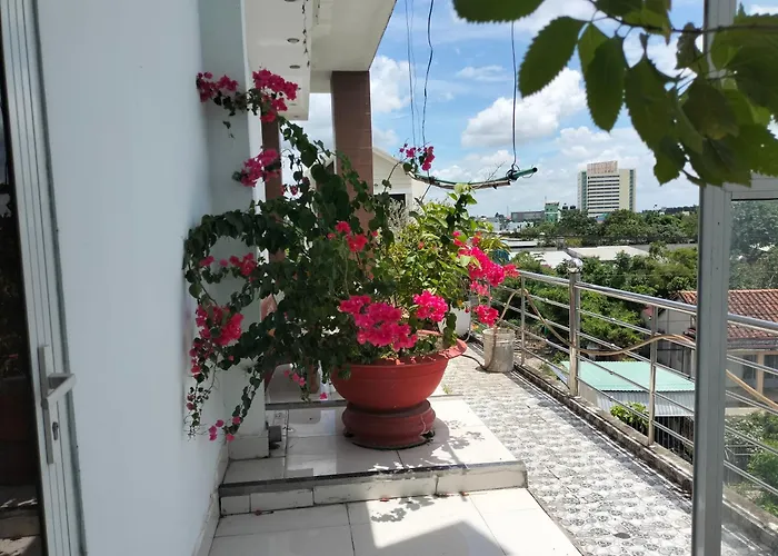 A Rooftop Overlooking The Town From 360 Degrees Ho-Chi-Minh-Stadt