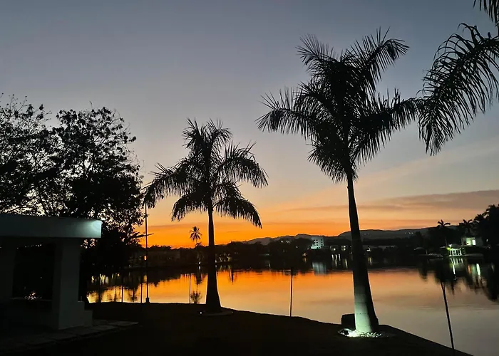 Casa Con Piscina Y Bbq En Lagos Del Penon Girardot