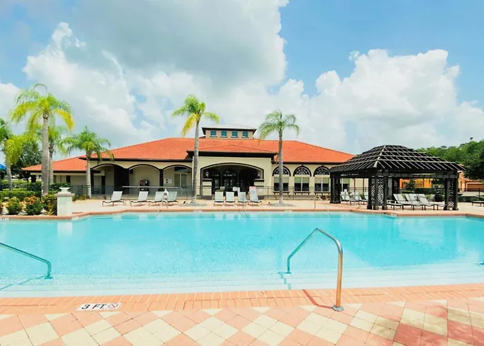 Resort 4 Bedroom 3 Ba Private Pool Home & Lake View Near Disney & Universal Kissimmee