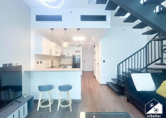 Ferienwohnung Stylish Jvc Duplex L Gym, Pool & Parking Dubai