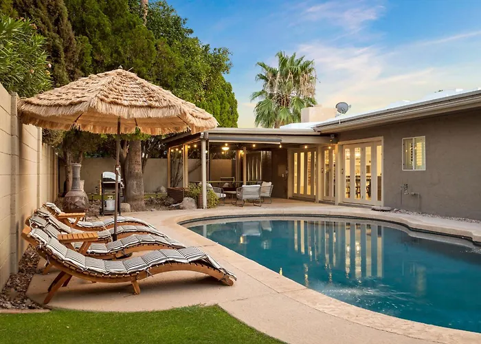 Eugie Retreat Professionally Designed Bohemian Dream With Pool Scottsdale