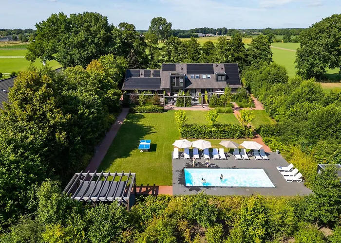 Heide Hoeve Eckhaus mit Hottub | 6 Personen Otterlo