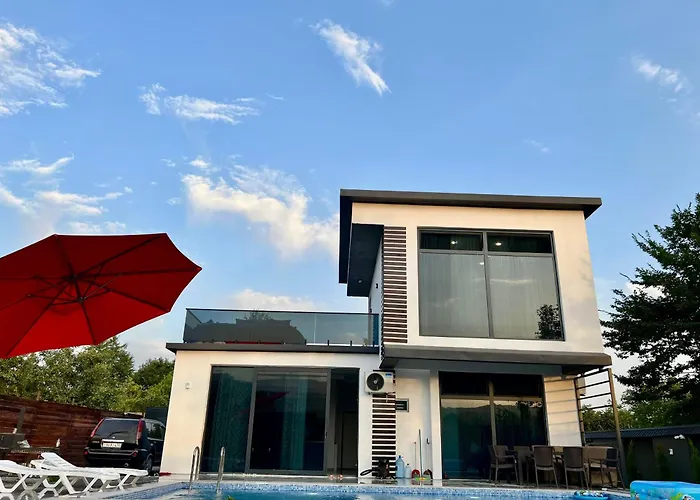 Az Villa In Qəbələ