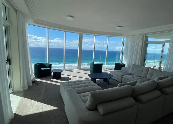 Aparthotel Carmel By The Sea Gold Coast