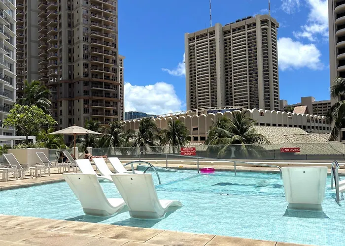Villa Ilikai 2127 Spectacular Ocean Harbor Views Honolulu
