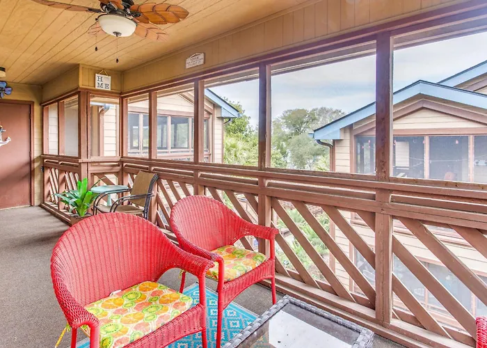 Walk To Ocean Condo With 2 Pools In Myrtle Beach
