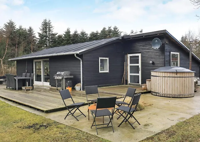 6 Person Holiday Home In Blokhus