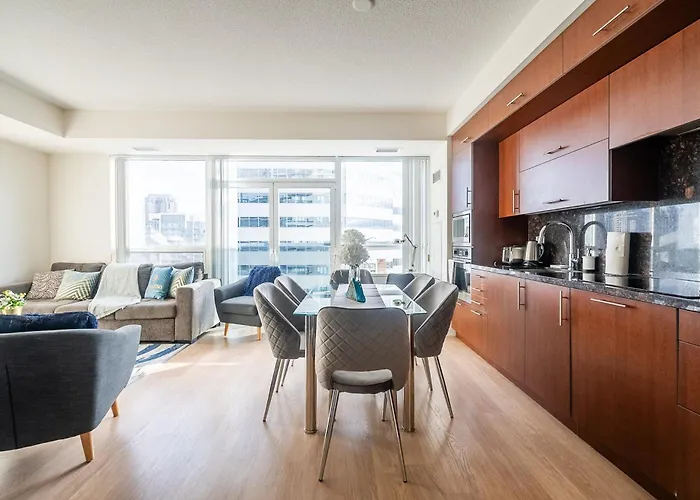 Cozy 1 Bedroom & Den Condo In North York Free Parking Toronto