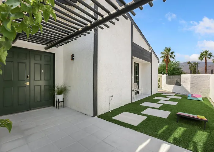 Desert Green Serenity Palm Springs