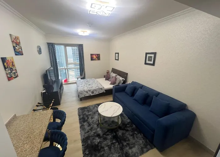 Cozy Studio With Sofa Bed Beside Dmcc Metro & Dubai Marina