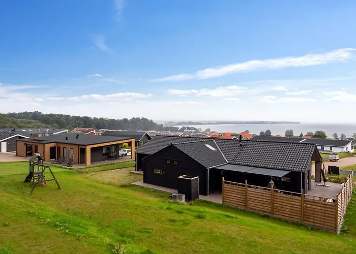 Holiday Home Gunborg - 400M From The Sea By Interhome Sjolund