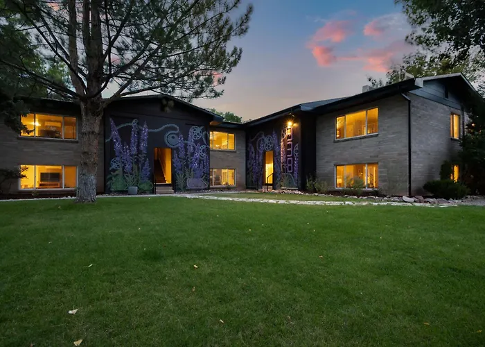 Downtown Cozy Home Base - Purple Sage 6 Moab