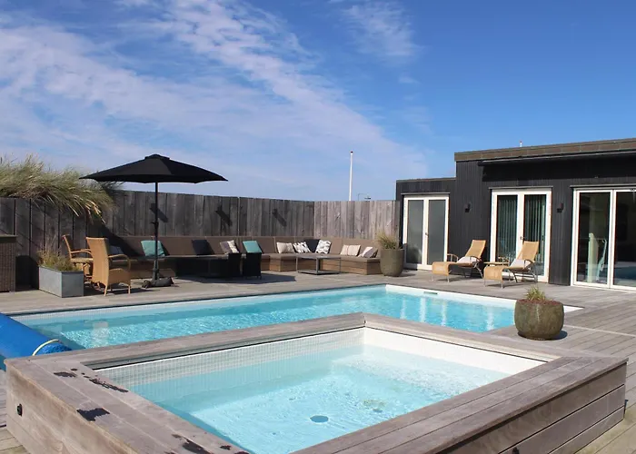 Unique Holiday Home For 10 People With A Large Outdoor Wellness Area - 1030 Ringkøbing