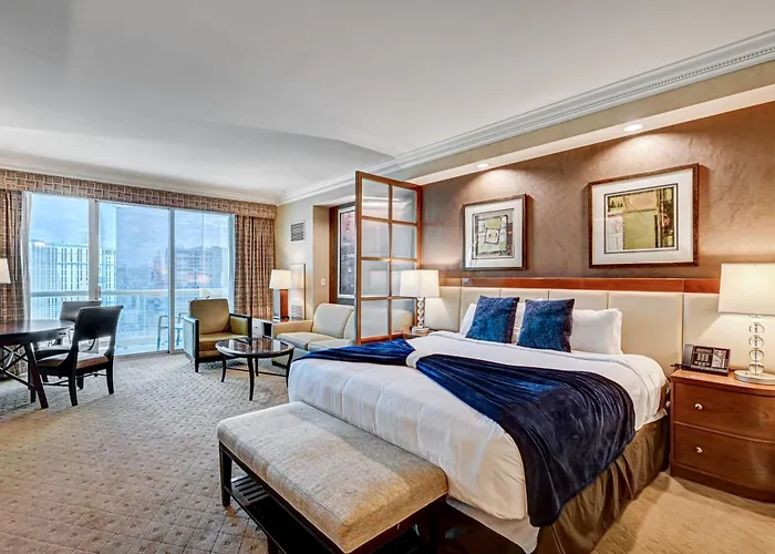 Signature- Balcony Strip View- High Floor- No Parking Fee Las Vegas