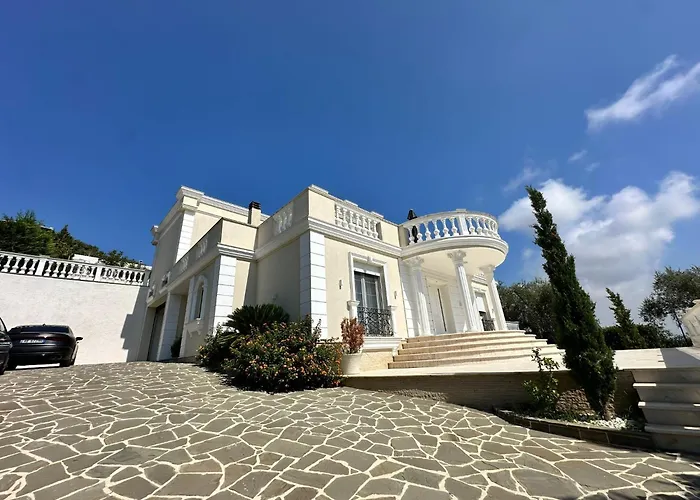 Vila Mullaj Durrës