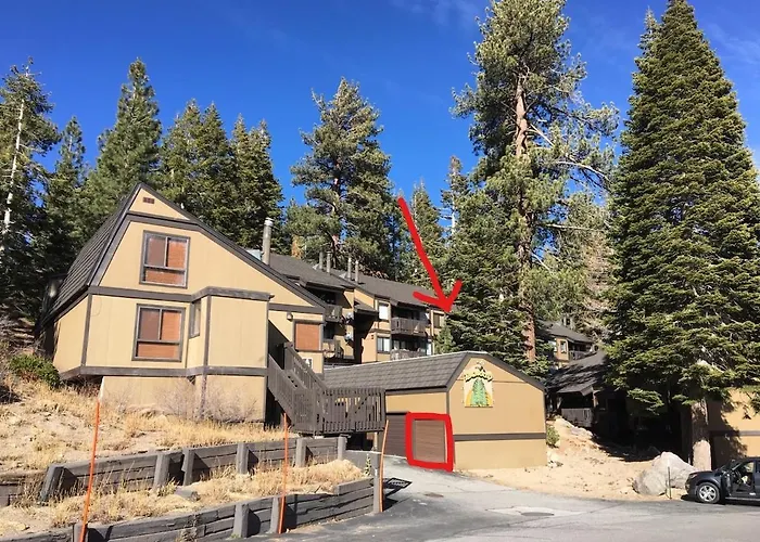 Mammoth Basecamp Condo With Views Near Village With Ac And Fireplace Mammoth Lakes