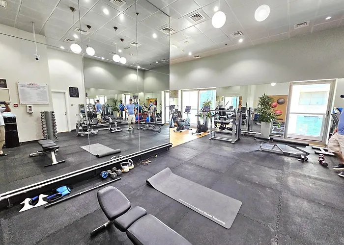 Spacious 1-Br Close To Barasti Beach And Marina Walk Dubai