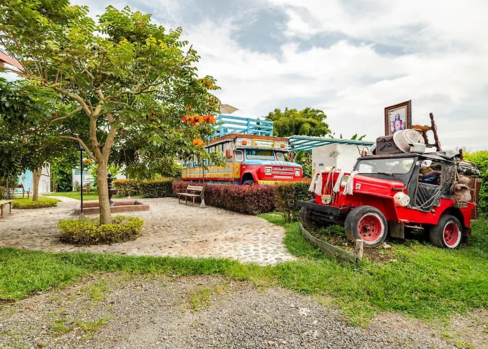 La Trasnochadora - Duerme En Una Tipica Finca Cafetera Colombiana Pereira