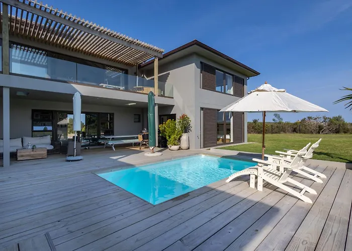 Exclusive Whale Rock 6-Bed Villa With Ocean Views Plettenberg Bay